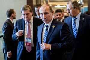 بوتين: ضربات القوات الروسية على مواقع الإرهابيين في سوريا يجب أن تتواصل 