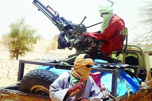 مهاجمان يحتجزان 170 رهينة في فندق راديسون في باماكو