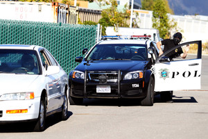 توجيه تهمة القتل لصبي عمره 16 عاما في إطلاق نار على شرطي في كاليفورنيا