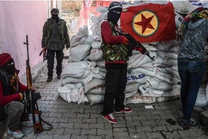 الطيران التركي يغير على أهداف لحزب العمال الكردستاني في سورية والعراق