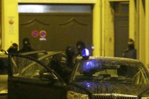 بروكسل في حالة انذار قصوى بعد ثمانية ايام على اعتداءات باريس