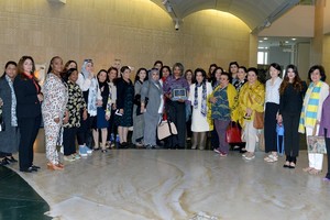 الشيخة مي تؤكد على دور الثقافة في التواصل بين الشعوب