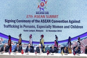 'آسيان' تنشئ مجموعة لزيادة حرية حركة التجارة ورأس المال