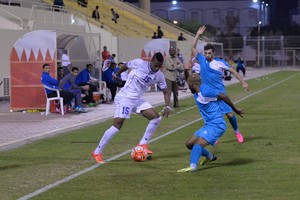 البسيتين يهزم الرفاع ويتصدر الدوري البحريني