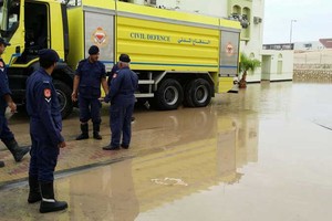 'الدفاع المدني': مباشرة 51 بلاغاً يتعلق بالأمطار