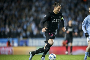 عودة ابراهيموفيتش القوية لبلاده تقود سان جيرمان لفوز ساحق على مالمو