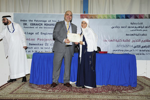 طالبة بجامعة البحرين تطوِّر سوق المنامة القديم لجلب السياح