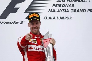 فيتل سعيد بأول موسم له مع فيراري في الفورمولا 1