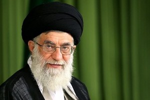 خامنئي: امريكا تستخدم الجنس والمال لاختراق إيران   