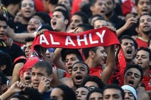 وزير الرياضة المصري يعلن الموعد المبدئي لعودة الجماهير للمدرجات