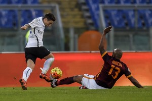 روما يواصل نتائجه المهتزة ويخسر أمام أتلانتا