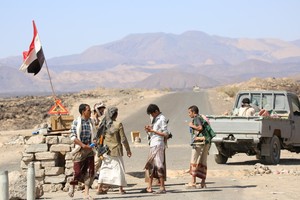 24 قتيلاً على الأقل في معارك باليمن