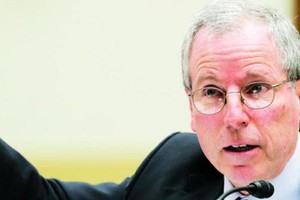 روبرت فورد: لا روسيا ولا أميركا ولا «الأطلسي» مع إشعال حرب عالمية ثالثة بسبب سوريا