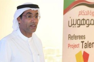 إيقاف حكم إماراتي شهرين لتأخره 13 دقيقة عن المباراة