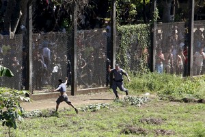 مقتل 16 سجينا على الأقل في أعمال شغب بسجن في جواتيمالا
