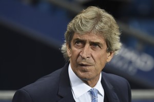 بليغريني ينتظر لحاق أغويرو وهارت بمواجهة ستوك