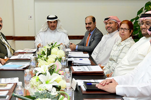 'وزارة العمل والتنمية' تبحث تكثيف توظيف المواطنين في القطاعات الجاذبة