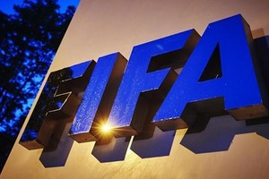 القضاء الأميركي: 16 متهما جديدا بينهم مسؤولون كبار في الفيفا