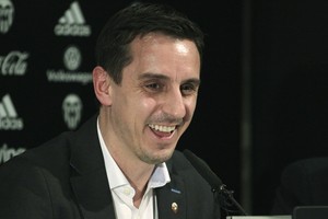 نيفيل: تدريب فالنسيا فرصة كبيرة لا يمكن رفضها