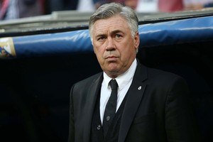 أنشيلوتي يتطلع للعودة للتدريب ويرحب بقيادة مانشستر يونايتد