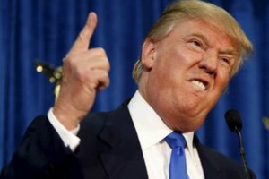 مئة ألف شخص يوقعون عريضة لمنع «ترامب» من دخول بريطانيا