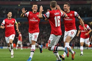 حسابات تأهل آرسنال في الجولة الأخيرة من دوري الأبطال