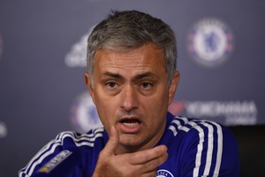 مورينهو: ليستر سيتي قادر على الفوز بالدوري الإنجليزي