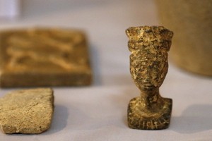 دمشق تتهم أنقرة برفض إعادة تحف فنية سرقت من مواقع أثرية في سوريا