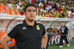 مدرب اتحاد جدة يحمل الخسارة من النصر لإدارة النادي