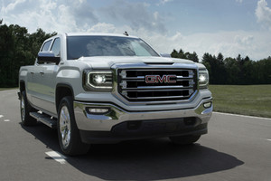 'جي إم سي سييرا' 2016 يتألق بإطلالة جديدة