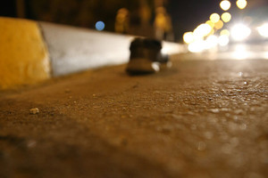 بالصور...وفاة طفلة صدمتها سيارة على شارع البديع