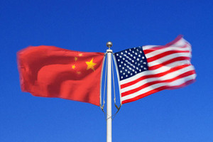 الصين تستدعي المبعوث الأميركي احتجاجا على تفويض ببيع أسلحة لتايوان