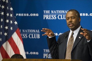 مرشح جمهوري محتمل يهاجم المنظمات الإسلامية