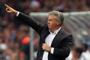 عاجل: تشلسي يعين الهولندي هيدينك مدربا له خلفا لمورينهو