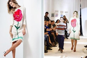 بالصور... رسوم أطفال صمّ تزين ملابس عارضات الأزياء