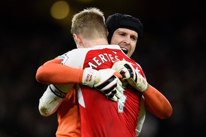 مرتساكر يشيد بالمرونة الخططية الجديدة لأرسنال