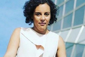 من هي اول واصغر نائبة عربية في البرلمان الاسباني؟