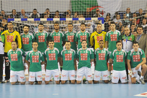 منتخب اليد الجزائري يسحق ريد ستار الصربي استعدادا لبطولة أفريقيا