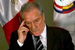 نائب رئيس الفيفا السابق فيغوريدو ينقل إلى عيادة طبية