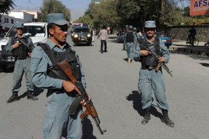 مقتل مدني في تفجير انتحاري قرب مطار كابول