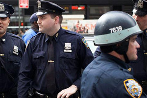 لا محاكمة لشرطي اميركي ابيض قتل فتى اسود يحمل مسدساً مزيفاً