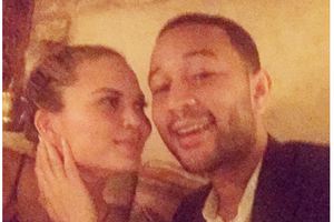 بالصور.. المغني الأميركي 'جون ليجاند' يحتفل بعيد ميلاده في المغرب