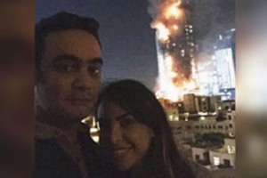 دبي.. سلفي والبرج يحترق خلفي