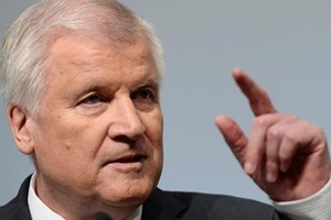 رئيس حكومة ولاية بافاريا الألمانية يعرب عن قلقه مجددا بشأن العقوبات ضد روسيا