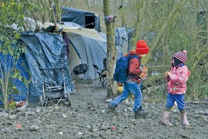 انتشال جثتي امرأة وطفل من بحر ايجه تقدّما ضحايا المهاجرين هذا العام