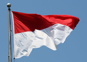 وزير إندونيسي يقترح استضافة إندونيسيا لمؤتمر إسلامي تحضره السعودية وإيران