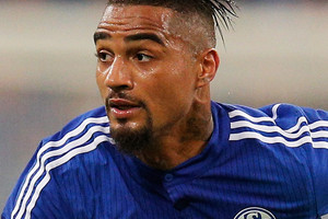 بواتينغ يرحل عن شالكه وميلان يرحب بعودته