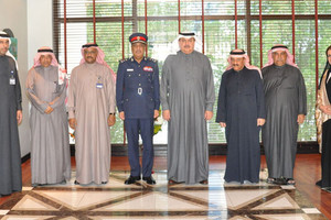 وكيل 'الجنسية والجوازات' يكرّم عدداً من الموظفين المتقاعدين