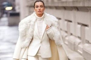 الأبيض لأناقتك في الشتاء 