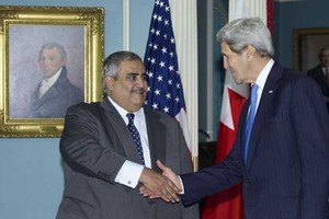 وزير الخارجية يتلقى اتصالا هاتفيا من نظيره الأميركي